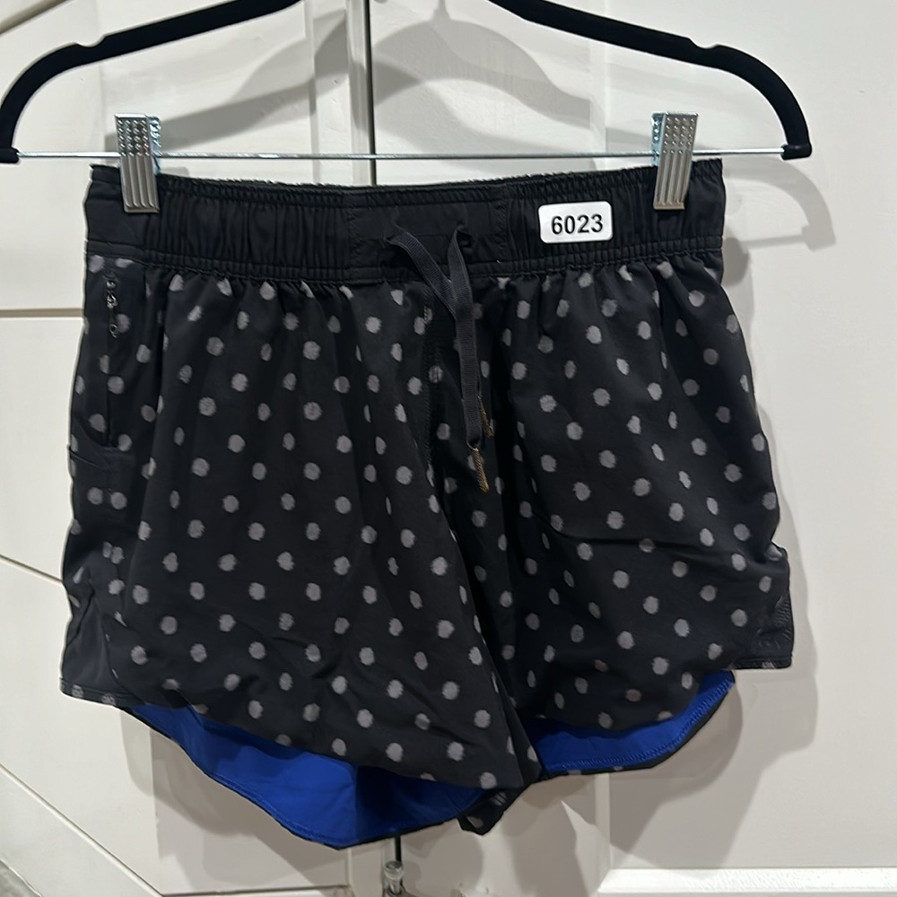 (6023) LULULEMON Go The Distance Short Sz 6 W=13" REVERSIBLE - Picture 4 of 11